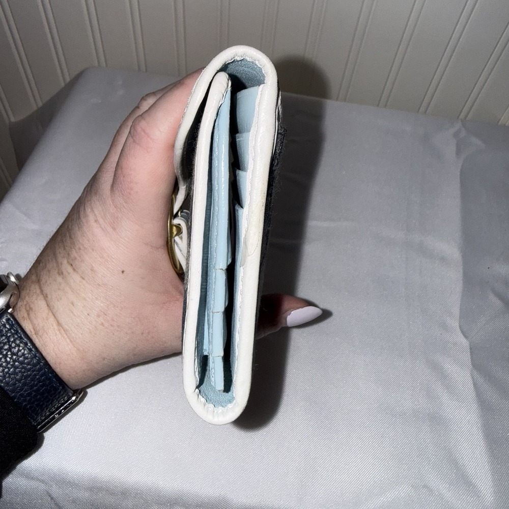 COACH BLEEKER WHITE LEATHER SNAP FLAP BLUE/WHITE DENIM SIGNATURE C LONG WALLET - Picture 13 of 16